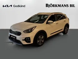 Vit (/swp/ snow white pearl m) Begagnad 2022 Kia Niro Advance SUV | 219 000 kr (Superpris)