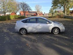 Silver Begagnad 2008 Toyota Prius Halvkombi | 55 000 kr (Bra pris)