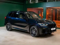 Svart Begagnad 2019 BMW X5 Comfort Edition SUV | 779 900 kr (Marknadspris)