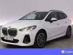 Vit Begagnad 2023 BMW 225 Active Tourer M Sport Minibuss | 398 900 kr (Dyr)