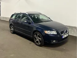 Blå Begagnad 2012 Volvo V50 Momentum Kombi | 95 000 kr (Dyr)