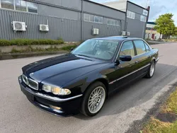 Mörkblå Begagnad 1999 BMW 740L Sedan | 159 000 kr