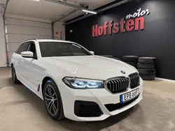 Vit Begagnad 2020 BMW 520 M Sport Kombi | 369 900 kr (Marknadspris)