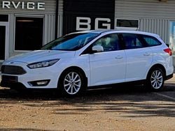 Vit Begagnad 2015 Ford Focus Titanium Kombi | 59 900 kr (Bra pris)