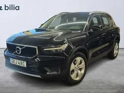 Svart Begagnad 2022 Volvo XC40 Momentum SUV | 259 900 kr (Bra pris)