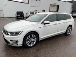Vit Begagnad 2016 VW Passat GTE Kombi | 104 500 kr (Bra pris)