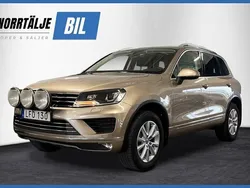 Ljusbrun (brun) Begagnad 2015 VW Touareg SUV | 189 900 kr (Marknadspris)