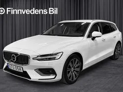 Vit Begagnad 2021 Volvo V60 Inscription Kombi | 304 800 kr (Marknadspris)