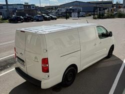 Vit Begagnad 2019 Citroën Jumpy Minibuss | 110 000 kr (Superpris)