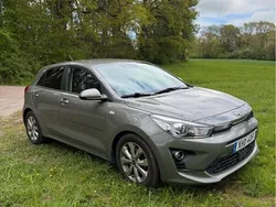 Grön Begagnad 2021 Kia Rio Advance Halvkombi | 145 000 kr (Bra pris)