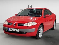 Mörkröd Begagnad 2004 Renault Mégane Cabriolet Cab | 29 900 kr (Bra pris)