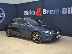 Blå Begagnad 2021 Mercedes A250 AMG Sedan | 299 900 kr (Bra pris)