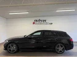 Svart (svartmetallic) Begagnad 2016 Mercedes C220 AMG Kombi | 229 500 kr (Marknadspris)