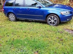 Blå Begagnad 2006 Volvo V50 Kinetic Kombi | 3 000 kr (Superpris)