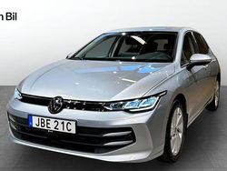 Silver Begagnad 2025 VW Golf VIII Comfortline Halvkombi | 304 900 kr (Bra pris)