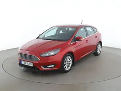 Röd Begagnad 2017 Ford Focus Titanium Halvkombi | 88 000 kr (Marknadspris)