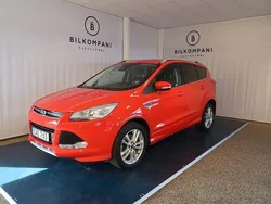 Röd Begagnad 2014 Ford Kuga SUV | 129 800 kr (Marknadspris)