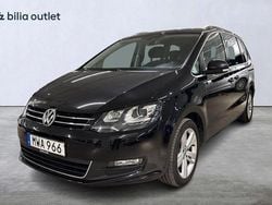 Svart Begagnad 2016 VW Sharan Minibuss | 168 000 kr (Superpris)