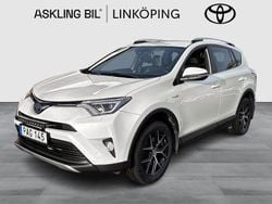 Vit Begagnad 2016 Toyota RAV4 Hybrid SUV | 219 000 kr (Lite dyr)