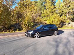 Svart Begagnad 2010 VW Golf VI GTI Halvkombi | 80 000 kr (Marknadspris)