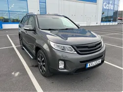 Grå Begagnad 2014 Kia Sorento Comfort SUV | 125 000 kr (Marknadspris)