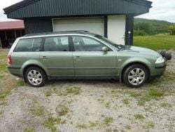 Grön Begagnad 2002 VW Passat Comfortline Kombi | 18 000 kr (Bra pris)