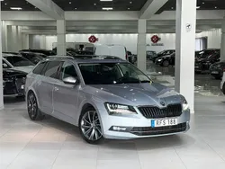 Silver Begagnad 2016 Skoda Superb LAURIN & KLEMENT Kombi | 159 900 kr (Marknadspris)