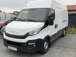 Vit Begagnad 2018 Iveco Daily | 149 000 kr