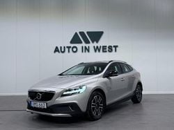 Brun Begagnad 2019 Volvo V40 CC Momentum Kombi | 199 900 kr (Marknadspris)
