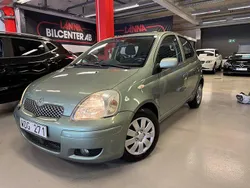 Grön Begagnad 2004 Toyota Yaris Halvkombi | 39 000 kr (Lite dyr)