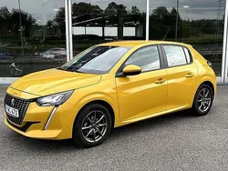 Gul Begagnad 2020 Peugeot 208 Active Halvkombi | 154 500 kr (Lite dyr)