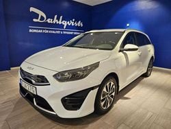Vit Begagnad 2023 Kia Ceed Sportswagon Kombi | 259 000 kr (Marknadspris)