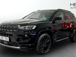 Svart (black) Begagnad 2022 Jeep Compass SUV | 249 900 kr