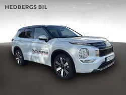 Vit Ny 2025 Mitsubishi Outlander P-HEV Instyle SUV | 599 800 kr (Dyr)
