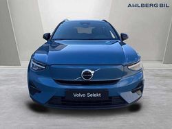 Blå Begagnad 2023 Volvo XC40 Core SUV | 404 500 kr