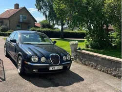 Svart Begagnad 2003 Jaguar S-Type S Sedan | 70 000 kr (Marknadspris)