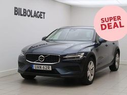 Mörkblå Begagnad 2024 Volvo V60 CC Core Kombi | 369 500 kr (Superpris)