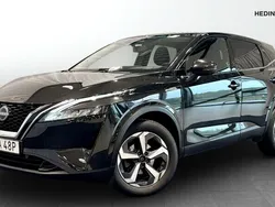 Svart Begagnad 2023 Nissan Qashqai N-Connecta SUV | 299 900 kr (Marknadspris)
