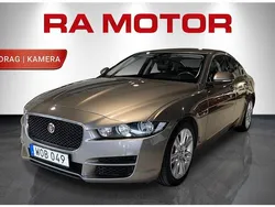 Brun Begagnad 2017 Jaguar XE Prestige Sedan | 149 898 kr (Marknadspris)