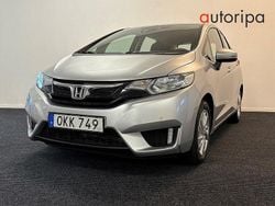 Silver (silver metallic) Begagnad 2016 Honda Jazz Halvkombi | 127 900 kr (Dyr)