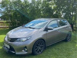 Brun Begagnad 2014 Toyota Auris Life Halvkombi | 80 000 kr (Marknadspris)