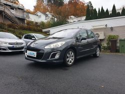 Mörkgrå Begagnad 2012 Peugeot 308 Halvkombi | 46 800 kr (Marknadspris)