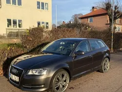 Grå Begagnad 2013 Audi A3 Sportback Attraction Halvkombi | 85 000 kr (Bra pris)
