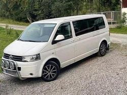 Vit Begagnad 2014 VW Multivan Van | 175 000 kr