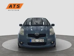 Mörkblå Begagnad 2008 Toyota Yaris Halvkombi | 37 990 kr (Marknadspris)