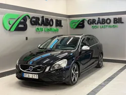 Svart Begagnad 2012 Volvo V60 R-Design Momentum Kombi | 99 900 kr (Marknadspris)