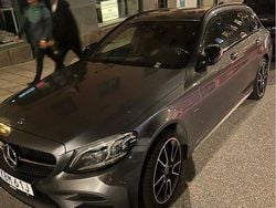 Grå Begagnad 2021 Mercedes C300e AMG line Kombi | 300 000 kr (Superpris)