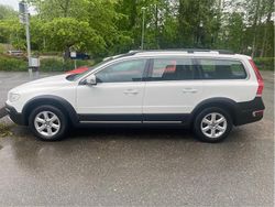 Vit Begagnad 2015 Volvo XC70 Momentum SUV | 129 000 kr (Bra pris)