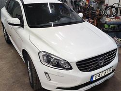 Vit Begagnad 2016 Volvo XC60 Momentum SUV | 170 000 kr (Superpris)