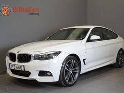 Vit Begagnad 2017 BMW 320 Gran Turismo M Sport Halvkombi | 229 900 kr (Marknadspris)